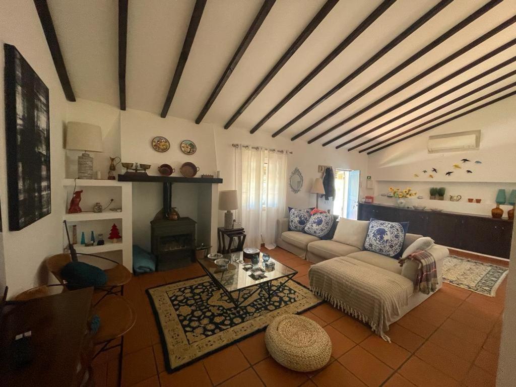 Casa Das Oliveiras Авис Екстериор снимка